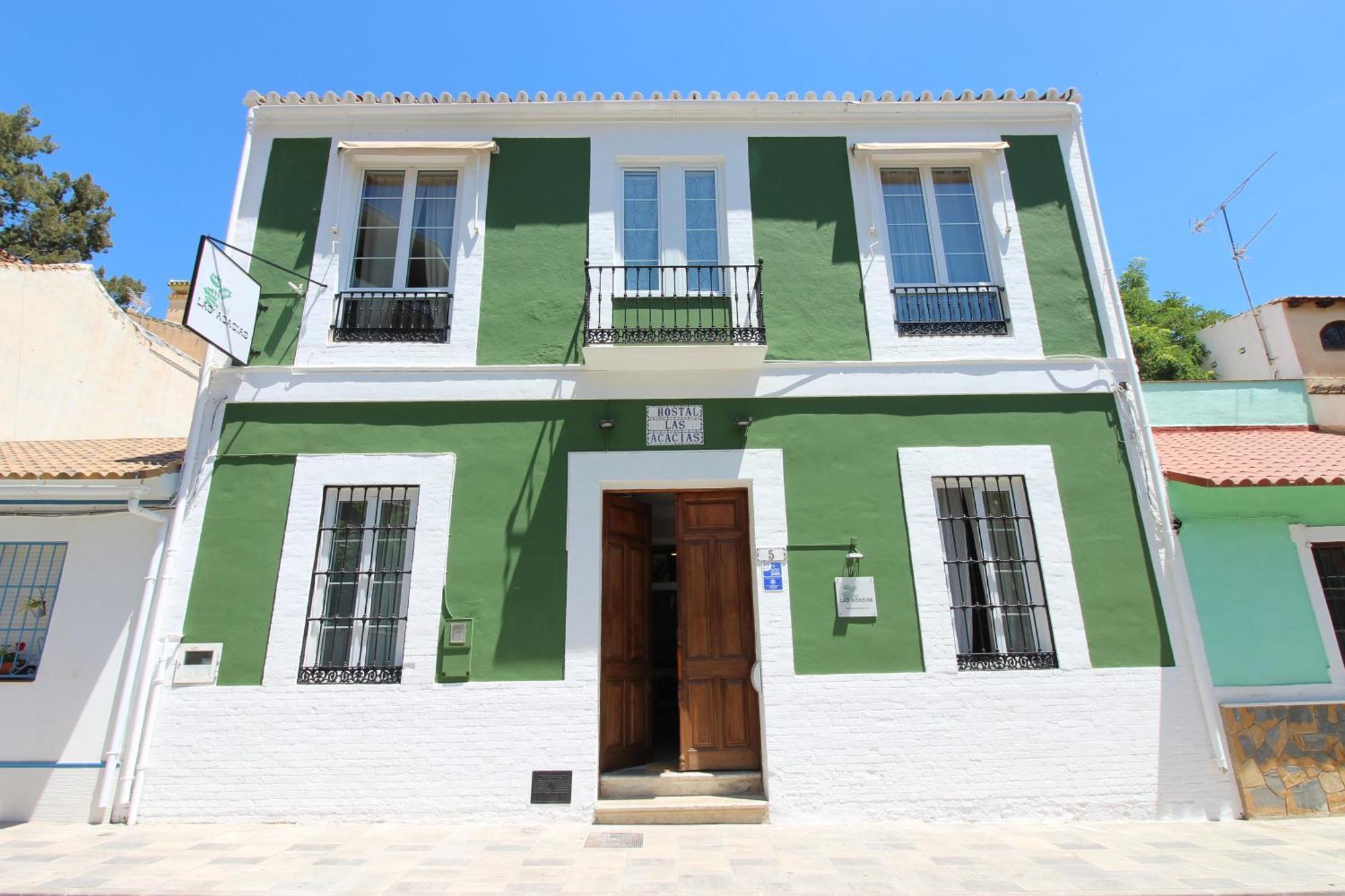 Hostal Las Acacias มาลากา ภายนอก รูปภาพ